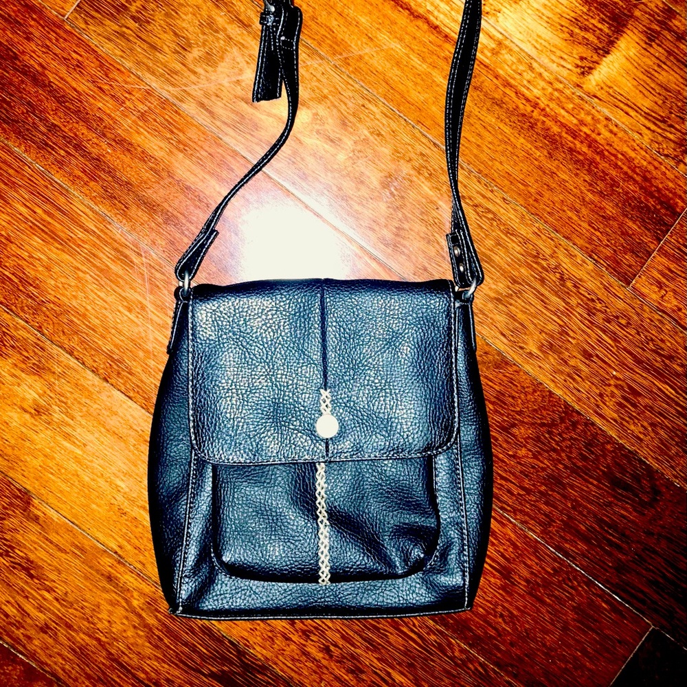 Relic Leather purse